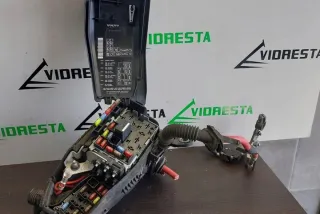 6G9T14A067CA Блок предохранителей Volvo S60 2 Арт e12445473, вид 4