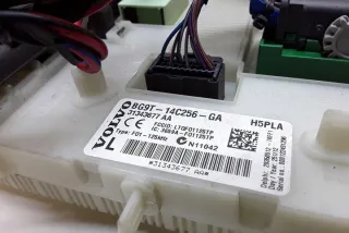 BG9T14C256GA Блок предохранителей Volvo S60 3 Арт e12445336, вид 2