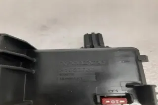 31682732 Блок предохранителей Volvo S60 3 Арт e12445335, вид 3