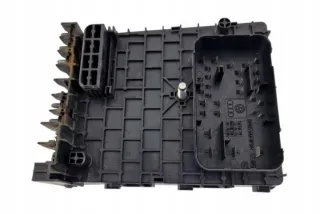 3C0937125 Блок предохранителей Volkswagen Passat B8 Арт e12444894, вид 2