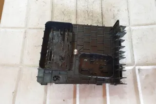 1K0937124K Блок предохранителей Seat Toledo 4 Арт e12444105, вид 3