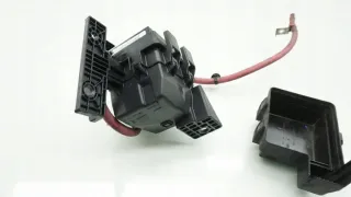 63595709 Блок предохранителей Renault Scenic 3 Арт e12443845, вид 3