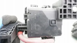 63595709 Блок предохранителей Renault Scenic 3 Арт e12443845, вид 4