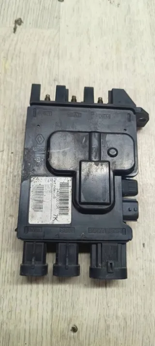 243800010R Блок предохранителей Renault Megane 3 Арт e12443768, вид 1