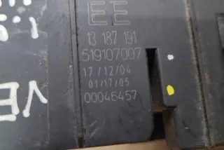 13187191 Блок предохранителей Opel Vectra C  Арт e12442846, вид 1
