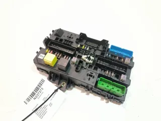 13206759 Блок предохранителей Opel Astra H Арт e12442067, вид 1