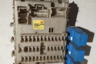 243505M300 Блок предохранителей Nissan Almera N16 Арт e12441444, вид 6