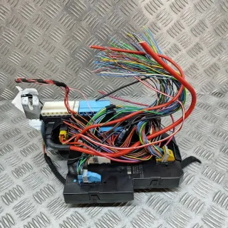 A2129003922 Блок предохранителей Mercedes E C207 Арт e12440347, вид 1