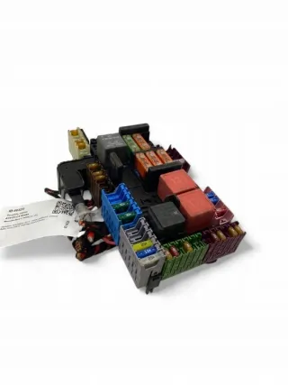 A2059068501 Блок предохранителей Mercedes C W205 Арт e12439538, вид 1