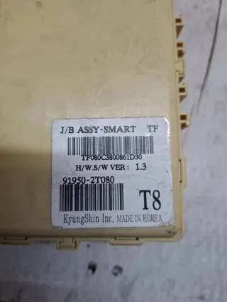 919502T080 Блок предохранителей Kia Optima 3 Арт e12438812, вид 3