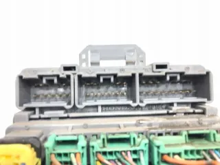 52575LM LORK-551-57748 Блок предохранителей Honda CR-V 3 Арт e12438009, вид 3