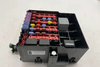 F1BT14A005YRA Блок предохранителей Ford Fiesta 7 Арт e12437297, вид 1