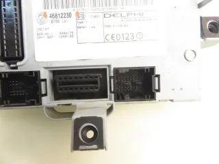 46812230 Блок предохранителей Fiat Punto 2 Арт e12437176, вид 2