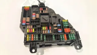 9252812-01 Блок предохранителей BMW 7 F01/F02 Арт e12435684, вид 1