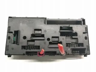 9234421 Блок предохранителей BMW 5 F10/F11/GT F07 Арт e12435259, вид 4