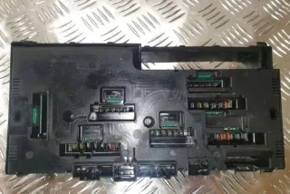 9252815 Блок предохранителей BMW 5 F10/F11/GT F07 Арт e12435065, вид 3