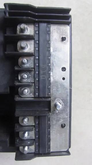 1K0937132F Блок предохранителей Audi Q3 1 Арт e12433674, вид 3