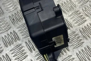 8D1941824 Блок предохранителей Audi A4 B6 Арт e12433382, вид 1