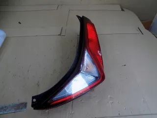  Фонарь задний правый Toyota Aygo 2 Арт e12430599, вид 1