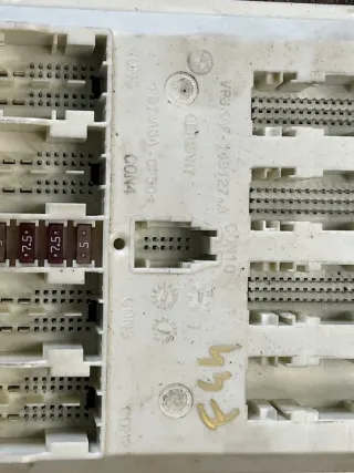 5A22F02 5A22F02-01 Блок предохранителей BMW 2 F44 Арт e12426030, вид 4