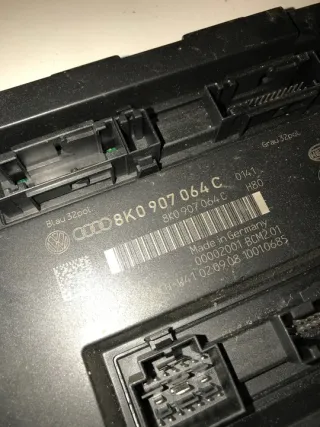 8K0907064C Блок предохранителей Audi A4 B8 Арт e12425986, вид 3