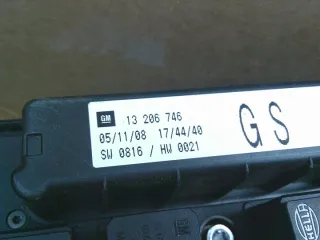55570807 0281015767 Блок управления двигателем Opel Zafira B Арт e12422021, вид 3