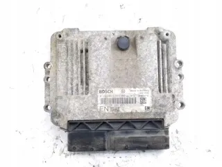 0281013593 Блок управления двигателем Opel Zafira B Арт e12422013, вид 1