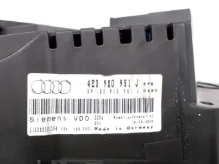 4E0920951J Щиток приборов (приборная панель) Audi A8 D3 (S8) Арт e12409861, вид 7
