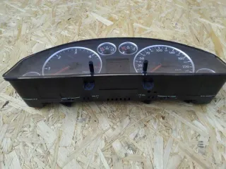 4B0920933G Щиток приборов (приборная панель) Audi A6 C5 (S6,RS6) Арт e12409849, вид 2