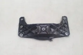 6761106 Подушка крепления КПП BMW 5 E60/E61 Арт e12408588, вид 1