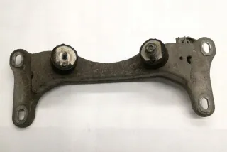 6771064 Подушка крепления КПП BMW 3 E90/E91/E92/E93 Арт e12408518, вид 2