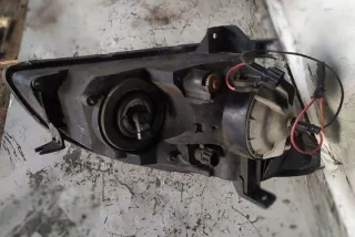 9073810 Фара левая Mitsubishi Lancer 8 Арт e12403693, вид 2