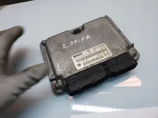 24417169 Блок управления двигателем Opel Zafira A Арт e12391471, вид 3
