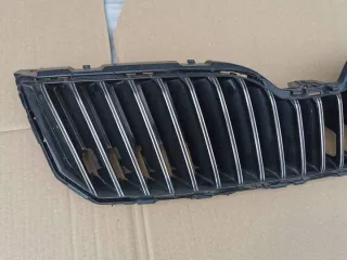 3T0853668B Решетка радиатора Skoda Superb 2 Арт e12388583, вид 4