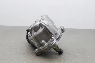 04L130755D Насос топливный Skoda Superb 3 Арт e12380914, вид 4