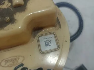 FV11-9H307-AD Насос топливный Ford Courier Арт e12379069, вид 2
