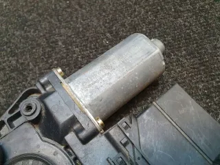 101439202 Моторчик стеклоподъемника Volkswagen Passat B5 Арт e12372235, вид 6