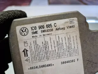 1C0909605C Блок AirBag Volkswagen Passat B5 Арт e12365248, вид 5