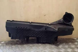 13713428485 Корпус воздушного фильтра BMW X3 E83 Арт e12330999, вид 2
