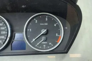 9177261 Щиток приборов (приборная панель) BMW 5 E60/E61 Арт e12327623, вид 2