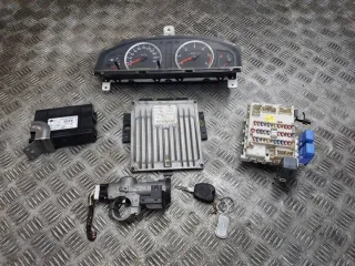 8200275911 28590-9F902 Блок управления двигателем Nissan Almera N16 Арт e12319052, вид 1