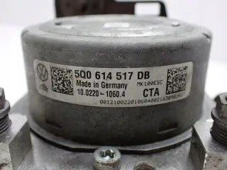 5Q0614517DB Блок ABS Volkswagen Golf 7 Арт e12308311, вид 6
