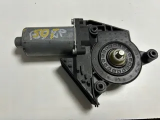 3B4837752FC F005S00058 Моторчик стеклоподъемника Volkswagen Passat B5 Арт e12307804, вид 1