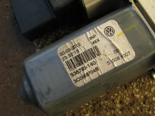 3C0959704B Моторчик стеклоподъемника Volkswagen Jetta 6 Арт e12307747, вид 5