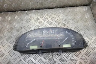 09051940090 Щиток приборов (приборная панель) Volkswagen Passat B5 Арт e12305796, вид 1