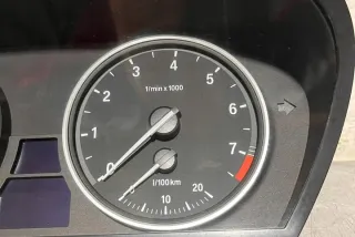 9194885 Щиток приборов (приборная панель) BMW 5 E60/E61 Арт e12305332, вид 4