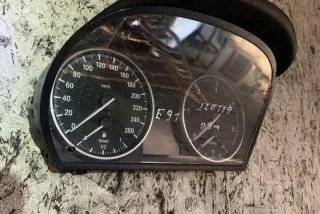 102535093 Щиток приборов (приборная панель) BMW 3 E90/E91/E92/E93 Арт e12305301, вид 1