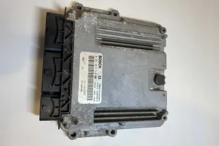 0281019110 Блок управления двигателем Renault Master 3 Арт e12293222, вид 2