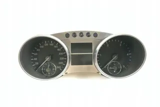 W251, A2515408947 Щиток приборов (приборная панель) Mercedes R W251 Арт e12273991, вид 1