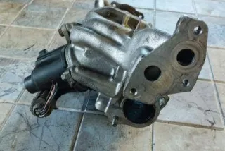 8200545260 Радиатор EGR Nissan Note E11 Арт e12267983, вид 1